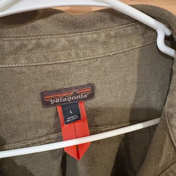 Patagonia Men's Farriers work shirt - Picture 2 of 3